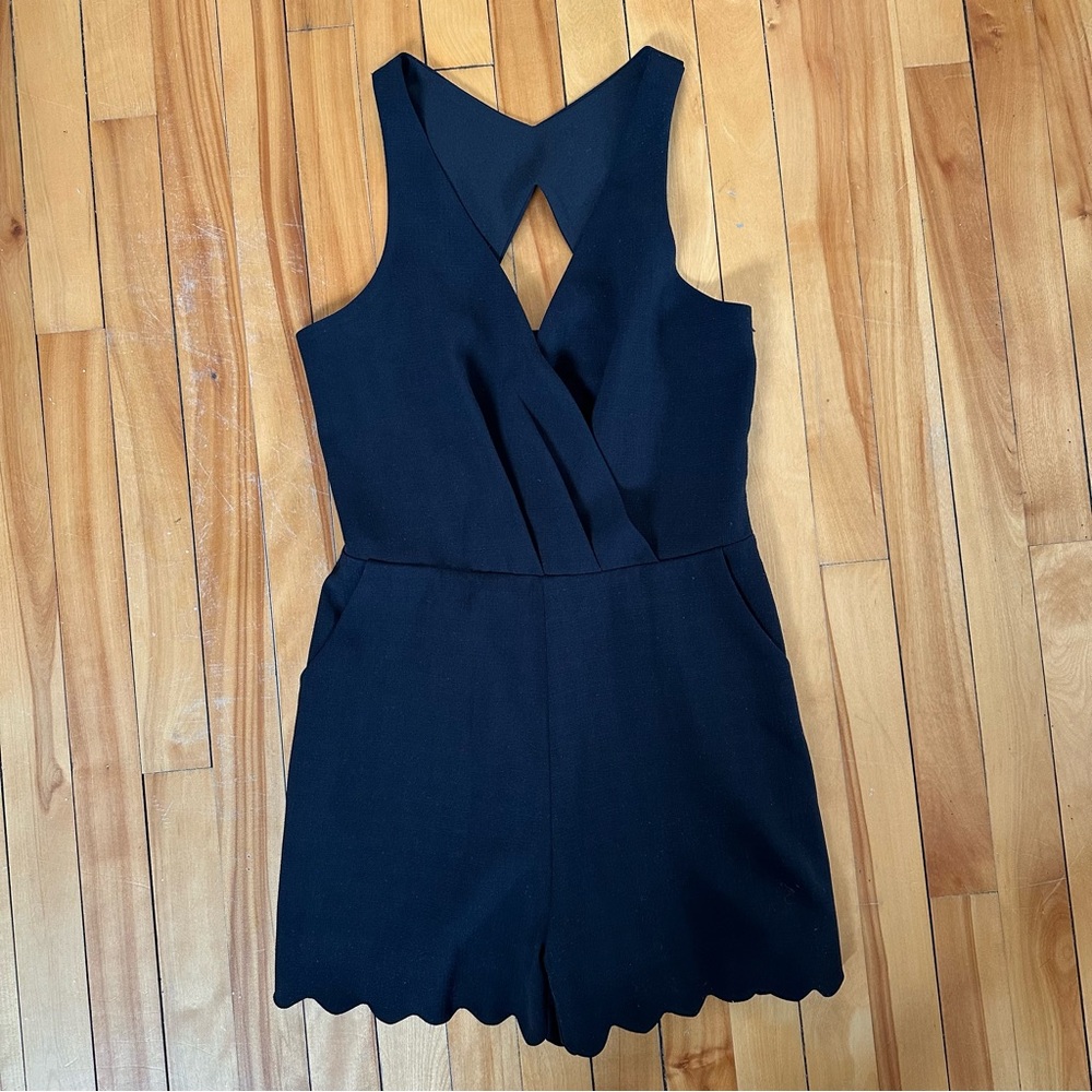 Black Crepe Material Sleeveless Romper with Scalloped Hem